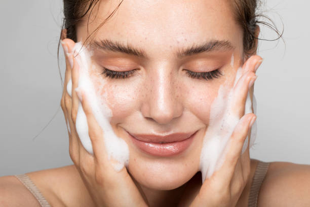 Double Cleansing Face for Beginners: Achieve Radiance